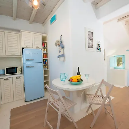 Danelina By Whitelist Mykonos Ornósz